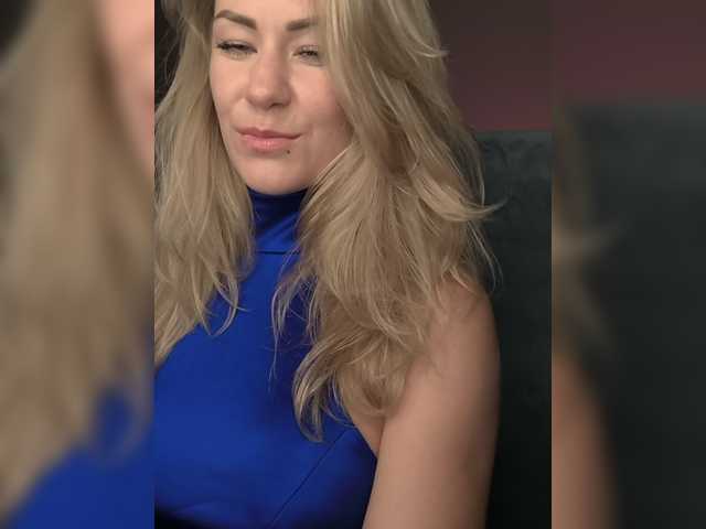 EnergyGirl live cam on BongaCams