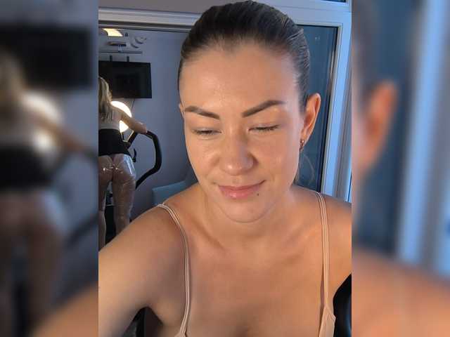 EnergyGirl live cam on BongaCams