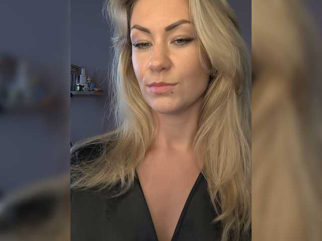 EnergyGirl live cam on BongaCams