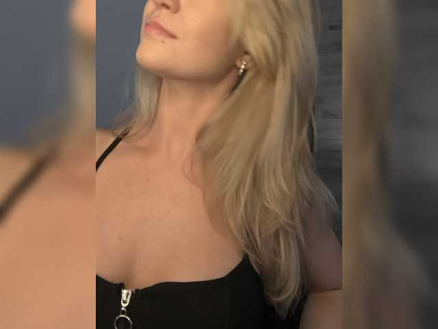 EnergyGirl live cam on BongaCams