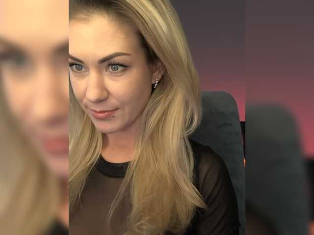 EnergyGirl live cam on BongaCams