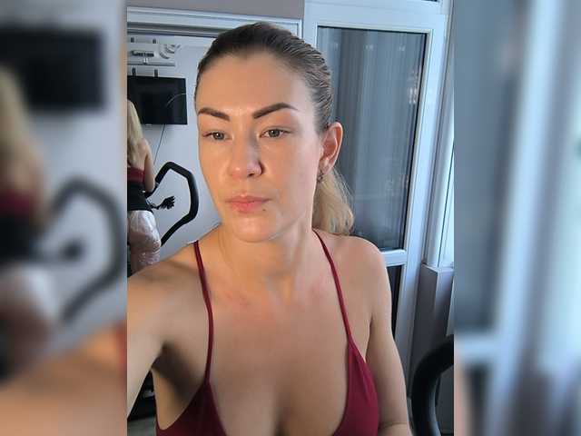 EnergyGirl live cam on BongaCams
