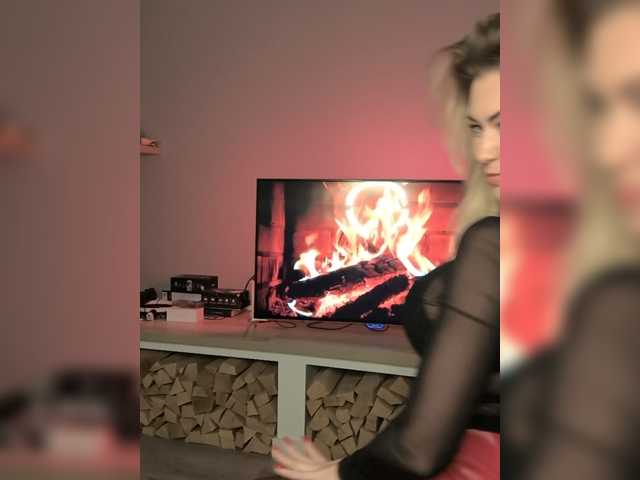 EnergyGirl, en vivo ahora en BongaCams