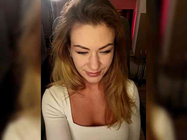 EnergyGirl webcam