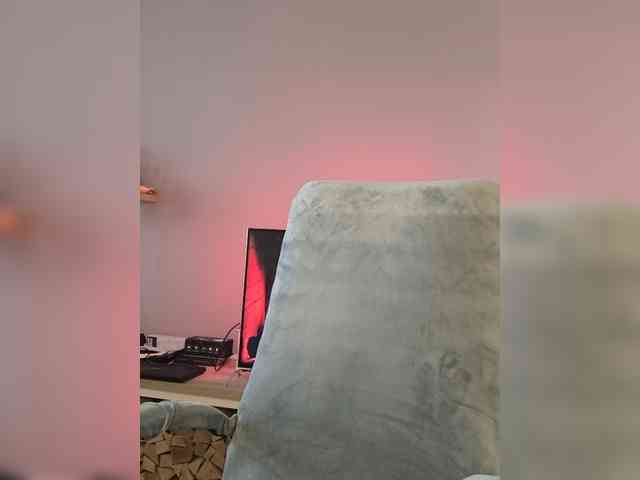 EnergyGirl webcam