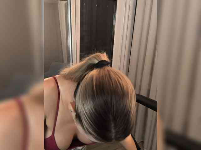 EnergyGirl webcam