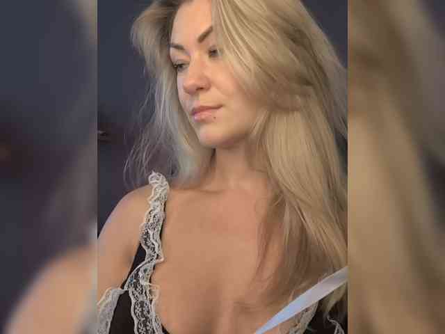 EnergyGirl webcam