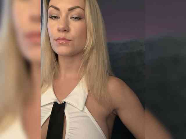EnergyGirl webcam