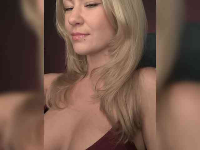 EnergyGirl webcam