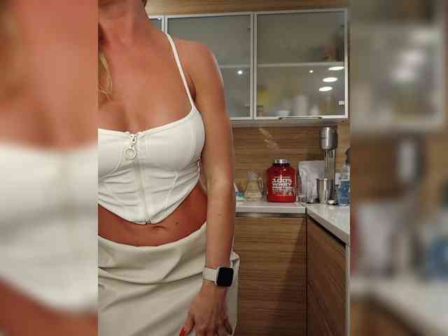 EnergyGirl webcam