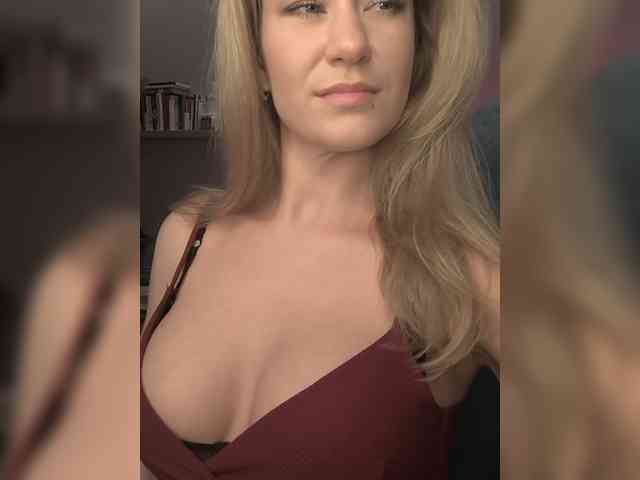 EnergyGirl webcam