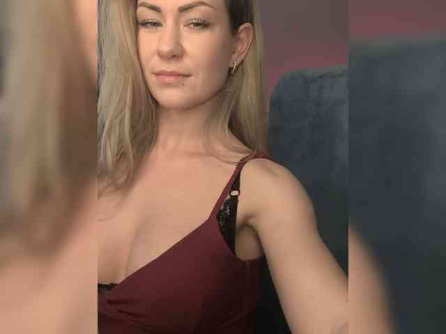 EnergyGirl webcam