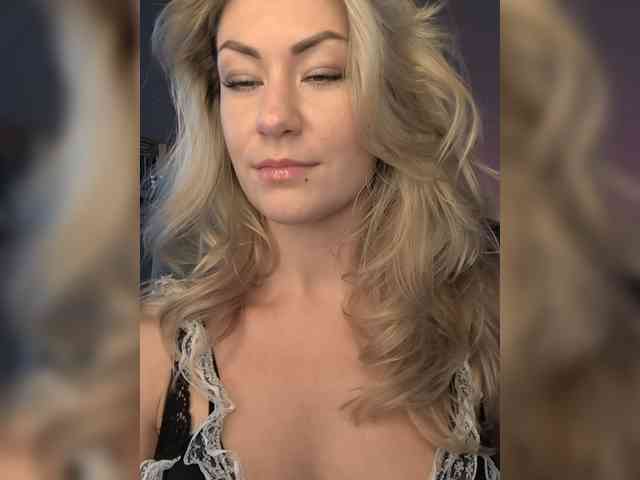 EnergyGirl webcam