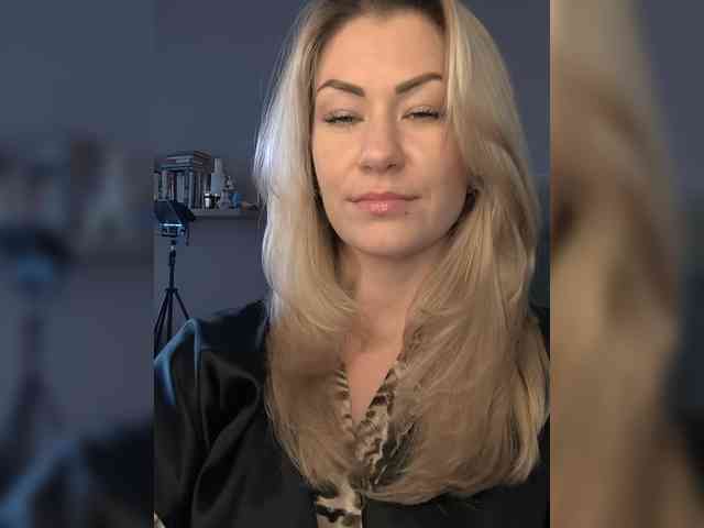 EnergyGirl webcam