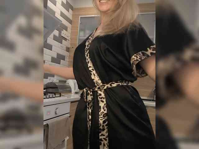 EnergyGirl webcam