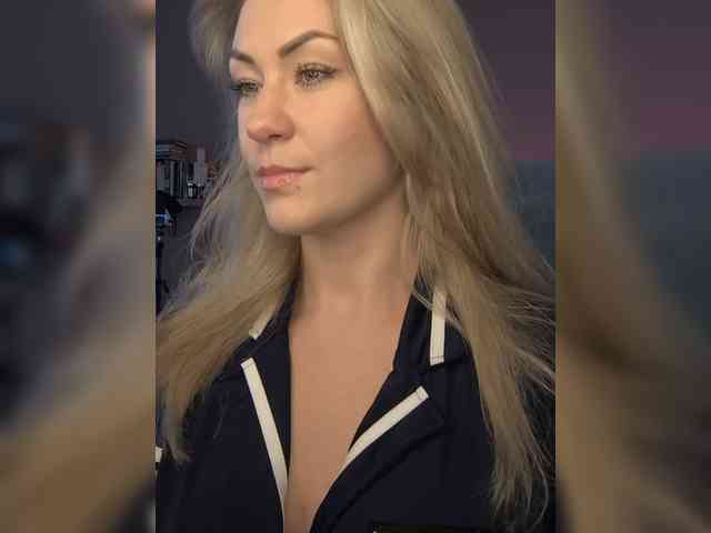 EnergyGirl webcam