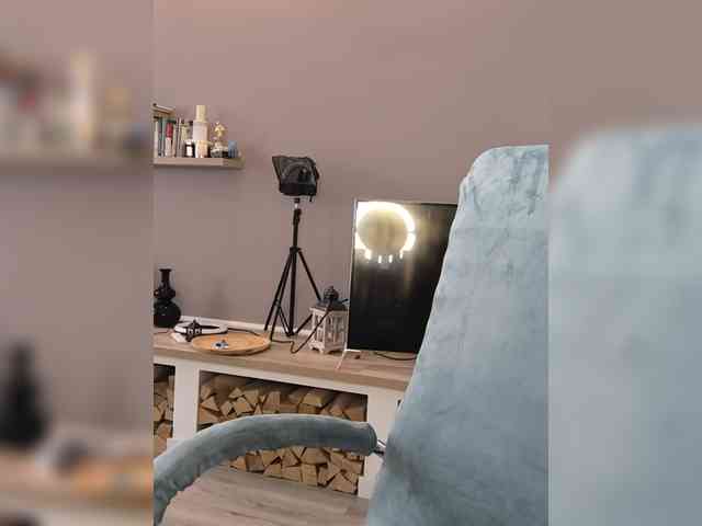 EnergyGirl webcam