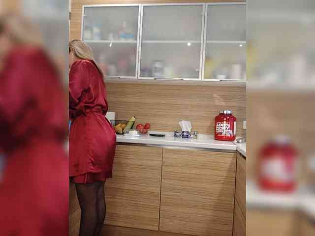 EnergyGirl webcam