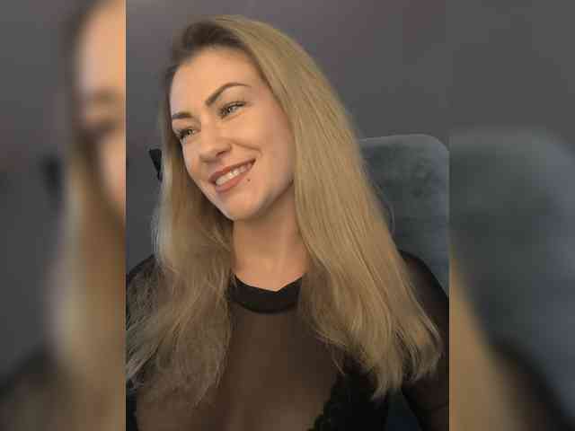 EnergyGirl webcam