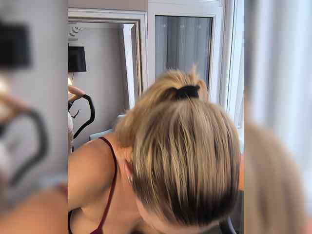 EnergyGirl webcam