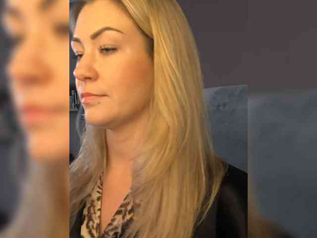 EnergyGirl Live Webcam on BongaCams