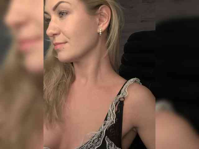 EnergyGirl webcam