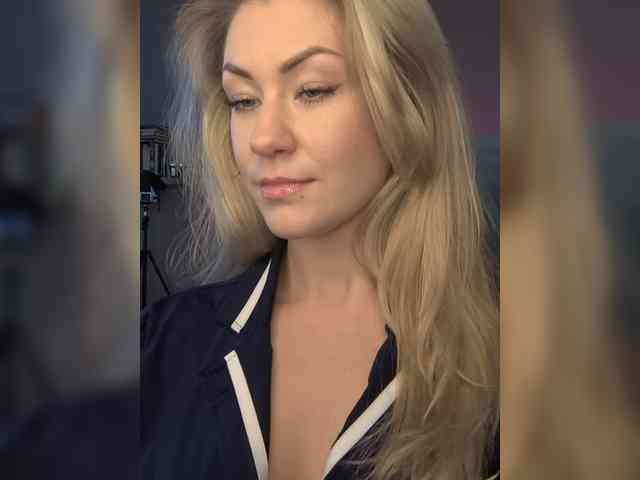 EnergyGirl webcam