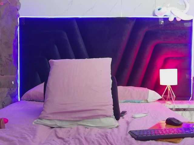 mamaneedsfun live cam on BongaCams
