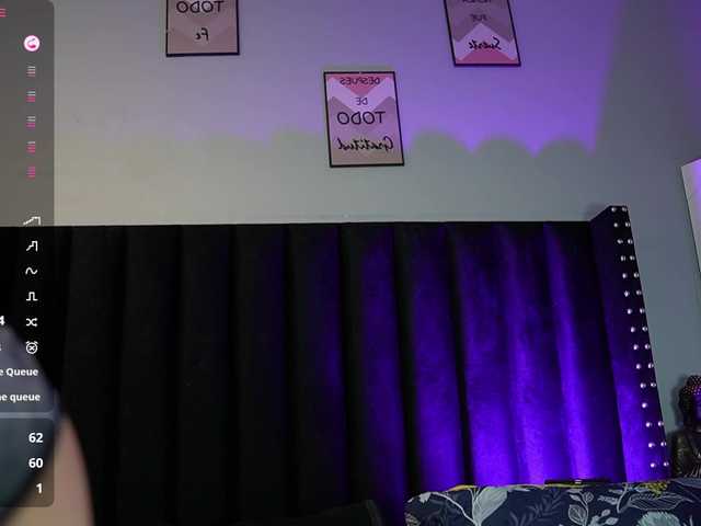mamaneedsfun live cam on BongaCams