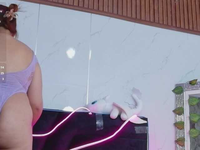 mamaneedsfun live cam on BongaCams