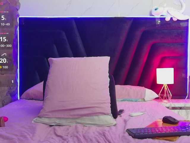 mamaneedsfun live cam on BongaCams