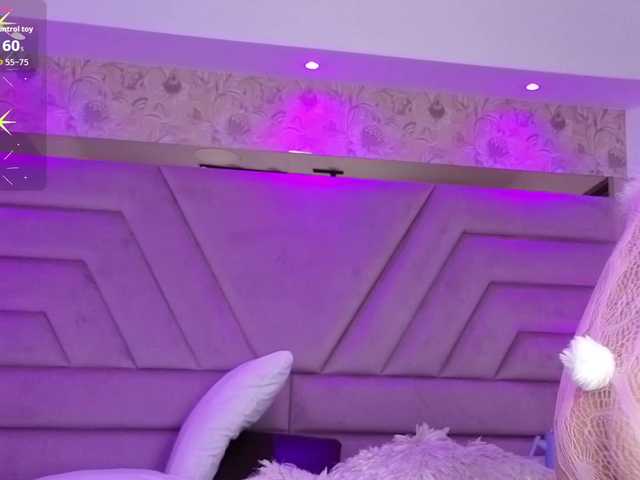 MiaGrayce live cam on BongaCams