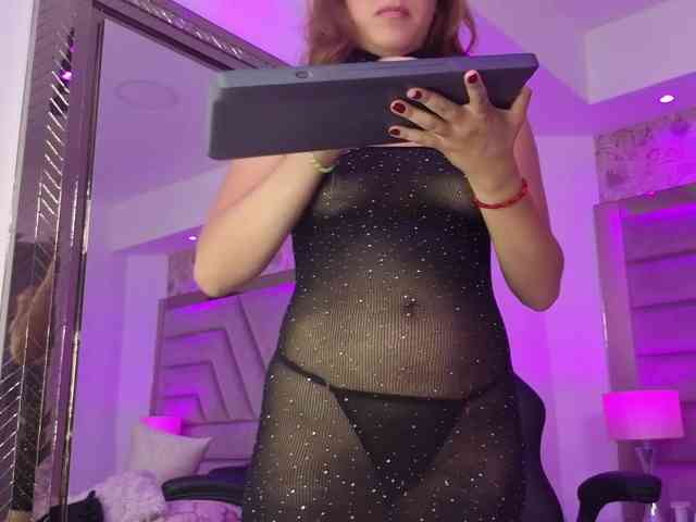 MiaGrayce webcam