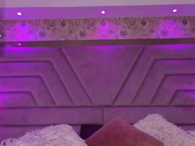 MiaGrayce webcam