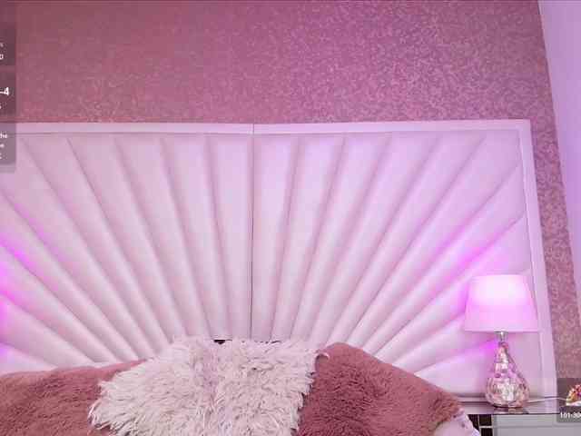 MiaGrayce webcam