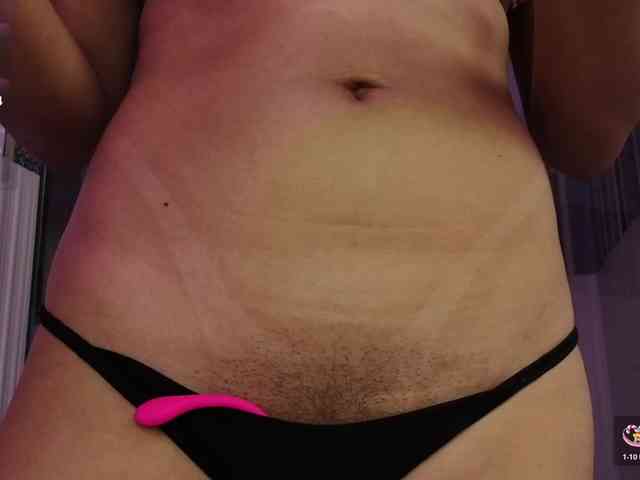 MiaGrayce webcam