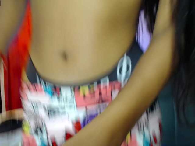 Nayeli29 live cam on BongaCams