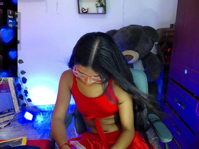 Nayeli29 live cam on BongaCams