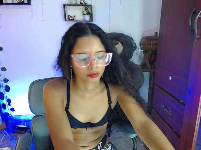 Nayeli29 webcam