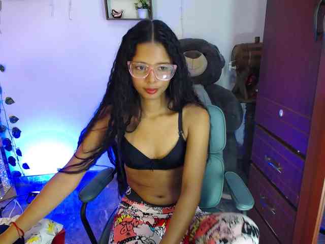 Nayeli29 webcam