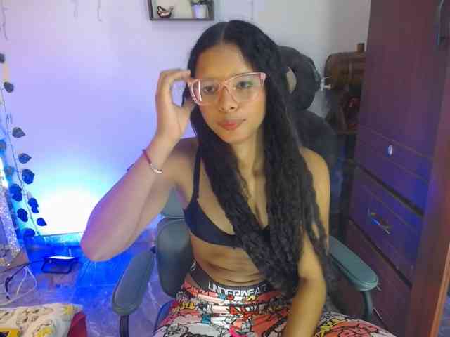 Nayeli29 webcam
