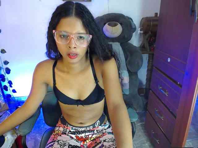 Nayeli29 webcam