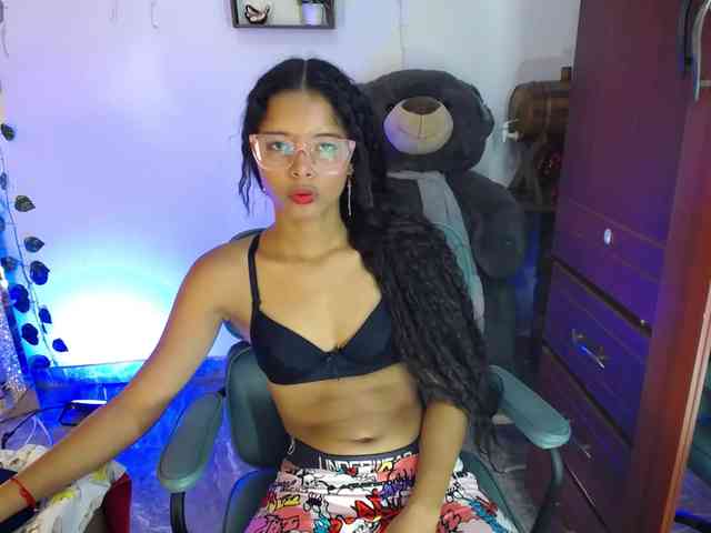 Nayeli29 webcam