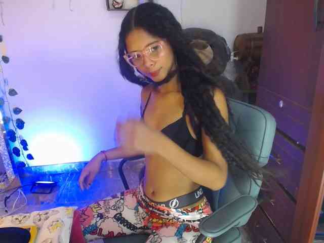 Nayeli29 webcam