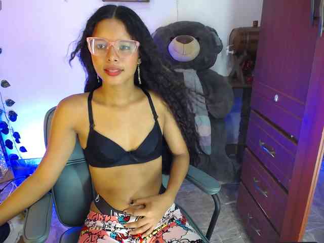 Nayeli29 webcam