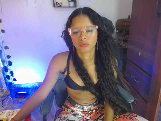 Nayeli29 webcam