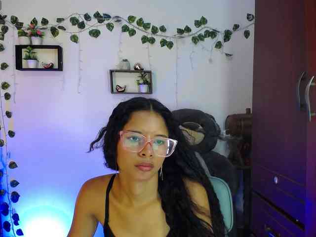 Nayeli29 webcam