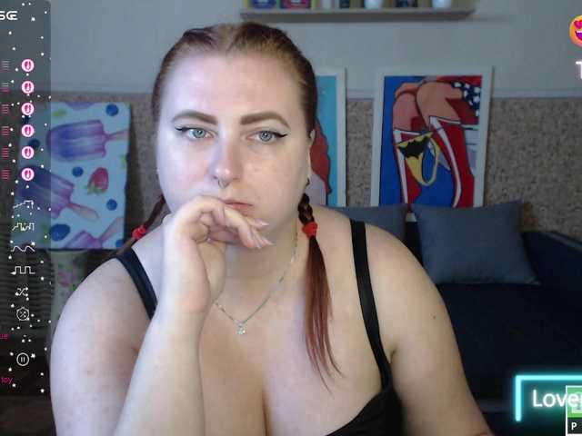 Aliciaredluv live webcam show