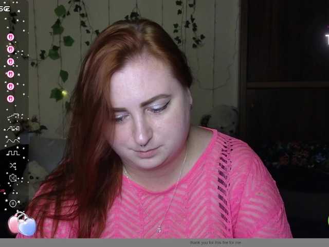 Aliciaredluv live cam on BongaCams