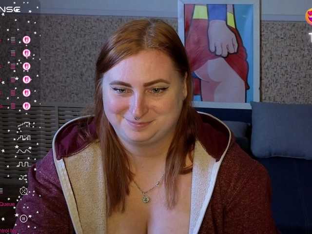 Aliciaredluv live cam preview